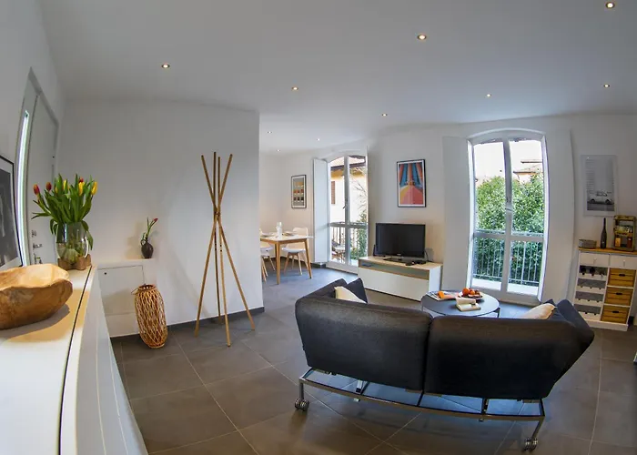 Casa Calma Pino Lago Maggiore